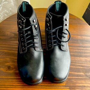 MEN'S EASTLAND BAXTER LACE UP BOOTS - SIZE 8.5D